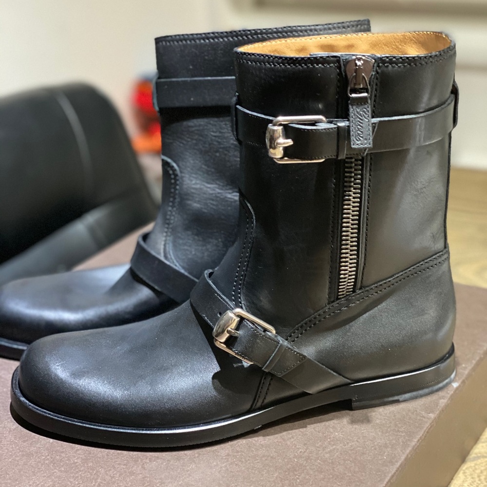 GUCCI Men’s Black Leather Boots . Sz 8.5 ( 9.5 US)